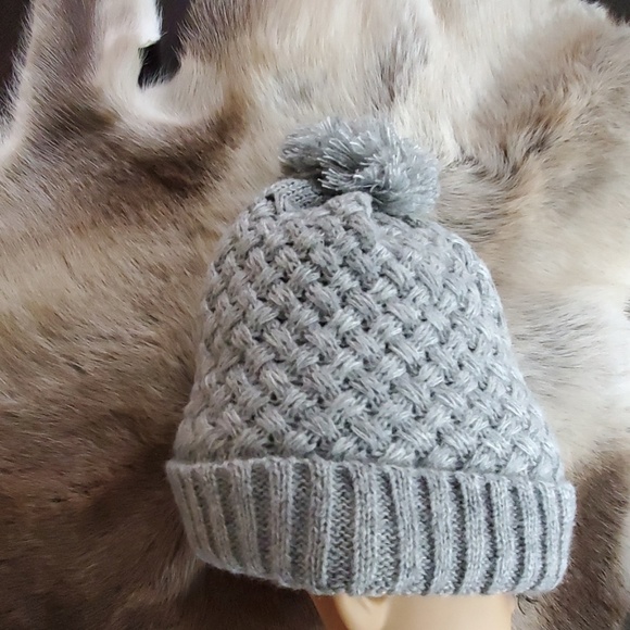 Cable Knit Pom Hat w Neckwarmer Fleece Lined - Picture 3 of 5